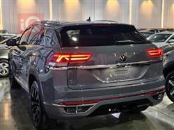 ڤۆڵکسواگن ئەتڵەس کرۆس سپۆرت